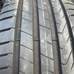 Bridgestone 2156017 96H